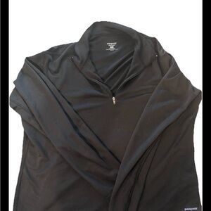 Patagonia Capilene Black Pullover